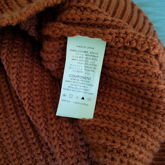 ❌ SOLD OUT ❌ Rusty Orange Sweater - Picture 6 of 6